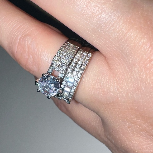 Luxury 925 Sterling Silver Rings Set  2 in 1 Size 7 - Picture 3 of 7